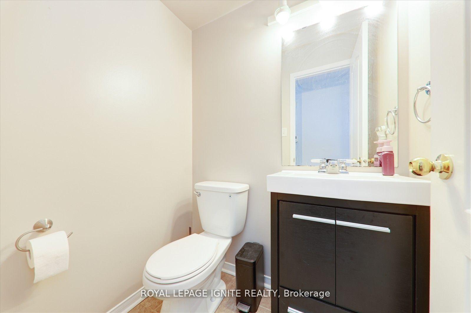 Photo 6 of 355 Sparrow Circle, Pickering, Highbush — HOMEH