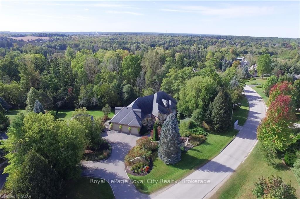 Photo 38 of 7 Fox Run Drive, Puslinch, Rural Puslinch East — HOMEH