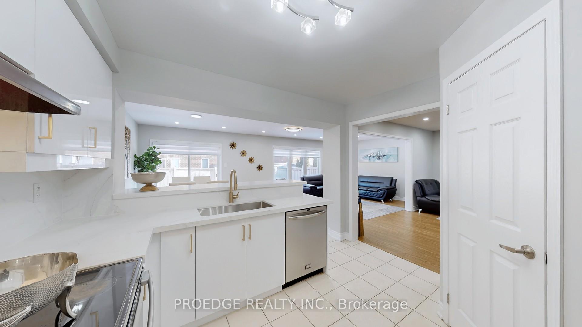 Photo 17 of 356 Leiterman Drive, Milton, Willmott — HOMEH