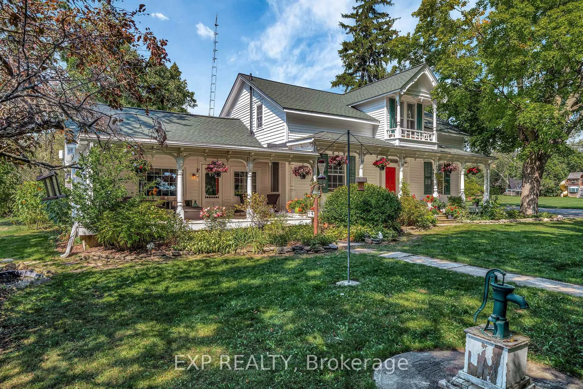 Photo 3 of 141 & 142 Station Road, Prince Edward County, Hillier Ward — HOMEH