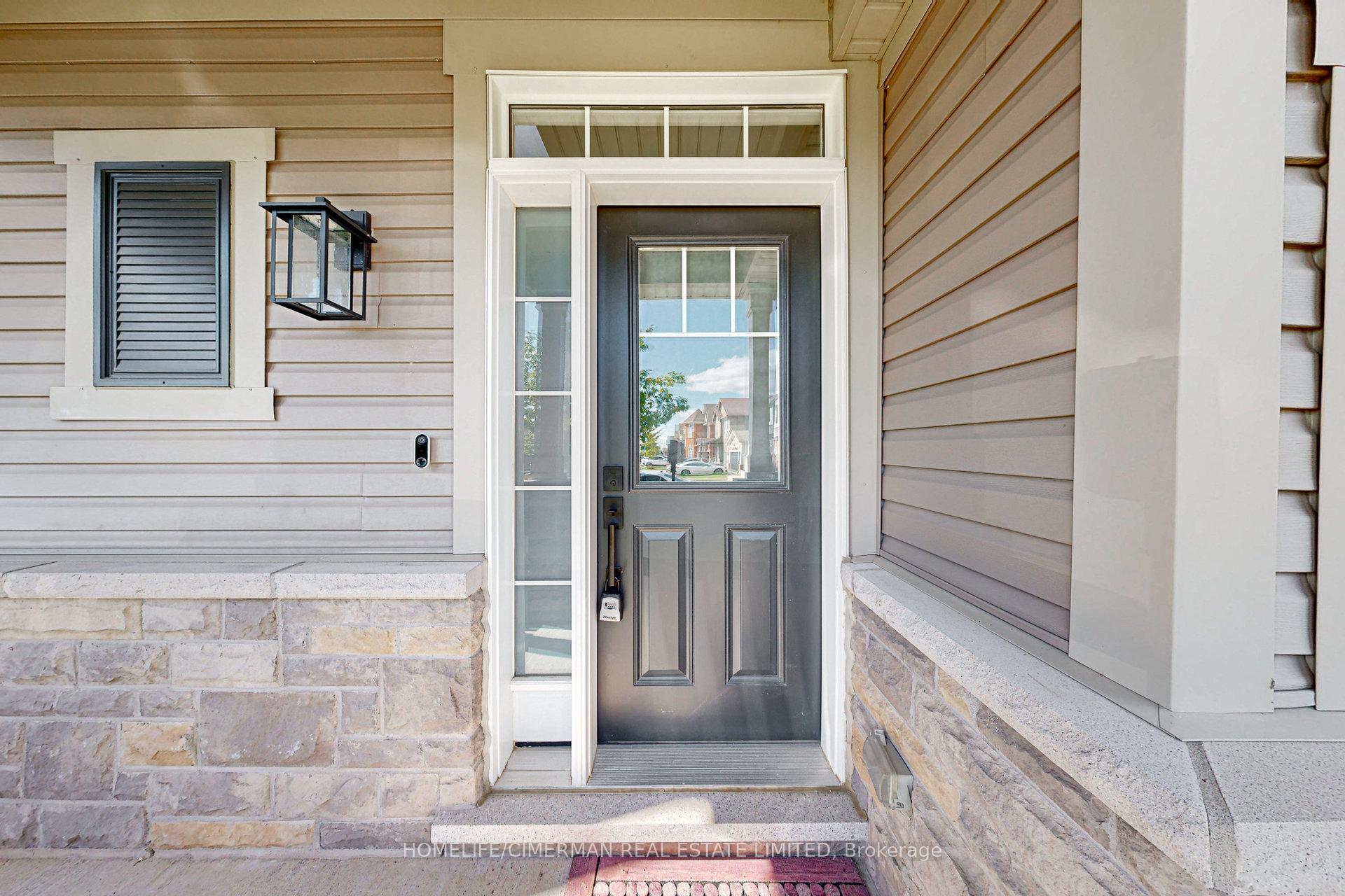 Photo 2 of 421 Leiterman Drive, Milton, Willmott — HOMEH