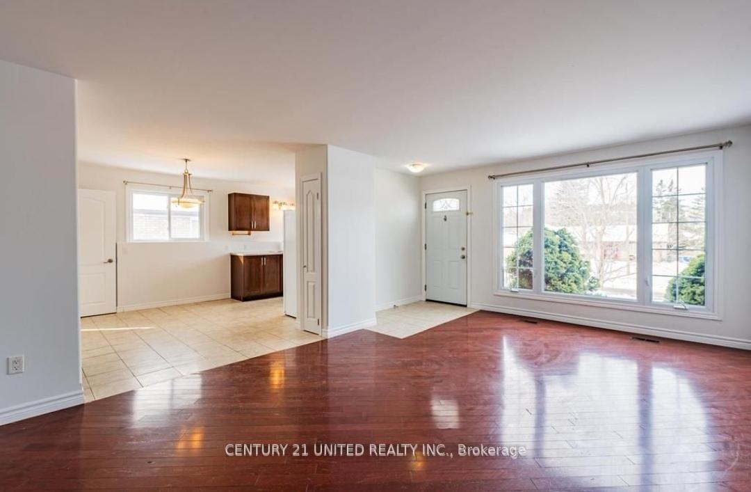 Photo 2 of Unit Upper, 509 Raymond Street, Peterborough, Northcrest Ward 5 — HOMEH