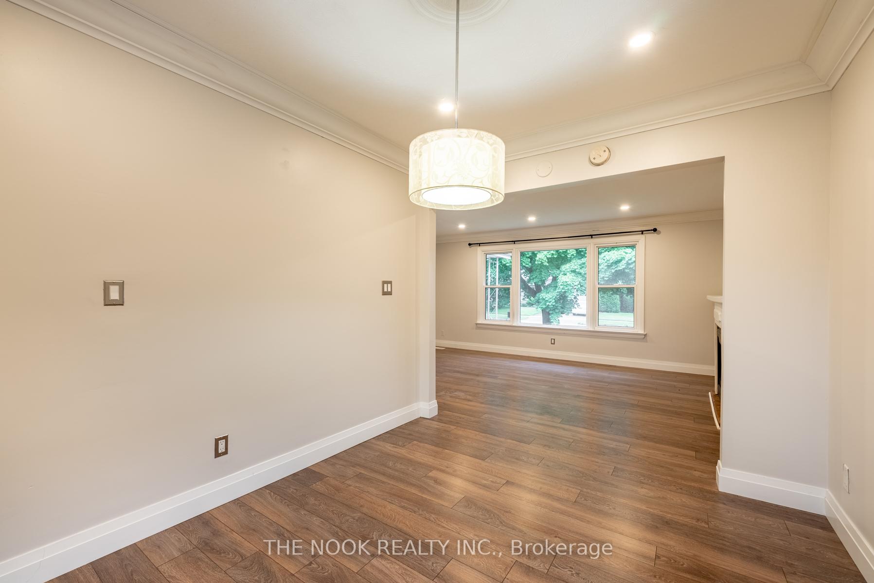 Photo 7 of 866 Regent Drive, Oshawa, Eastdale — HOMEH