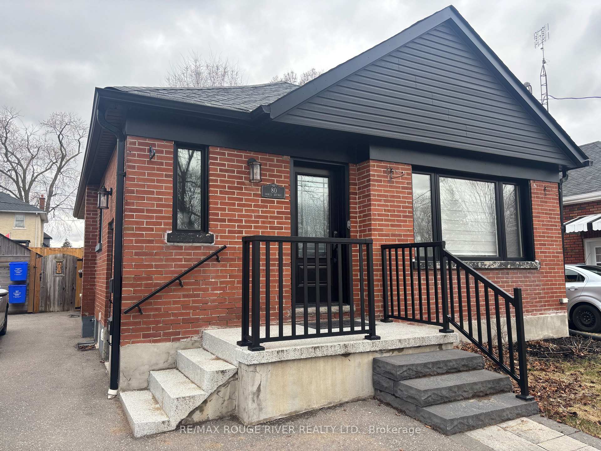 Front of 80 Oakes Avenue