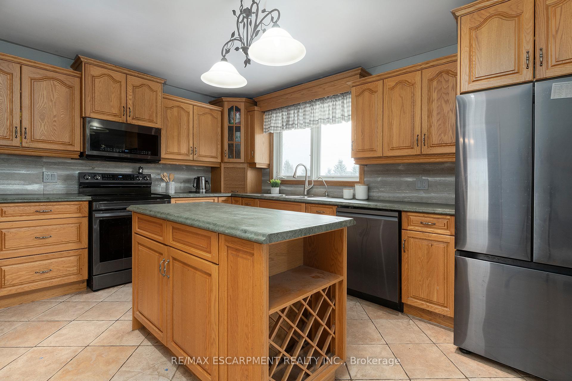 Photo 8 of 7123 Smith Road, Puslinch, Crieff/Aikensville/Killean — HOMEH