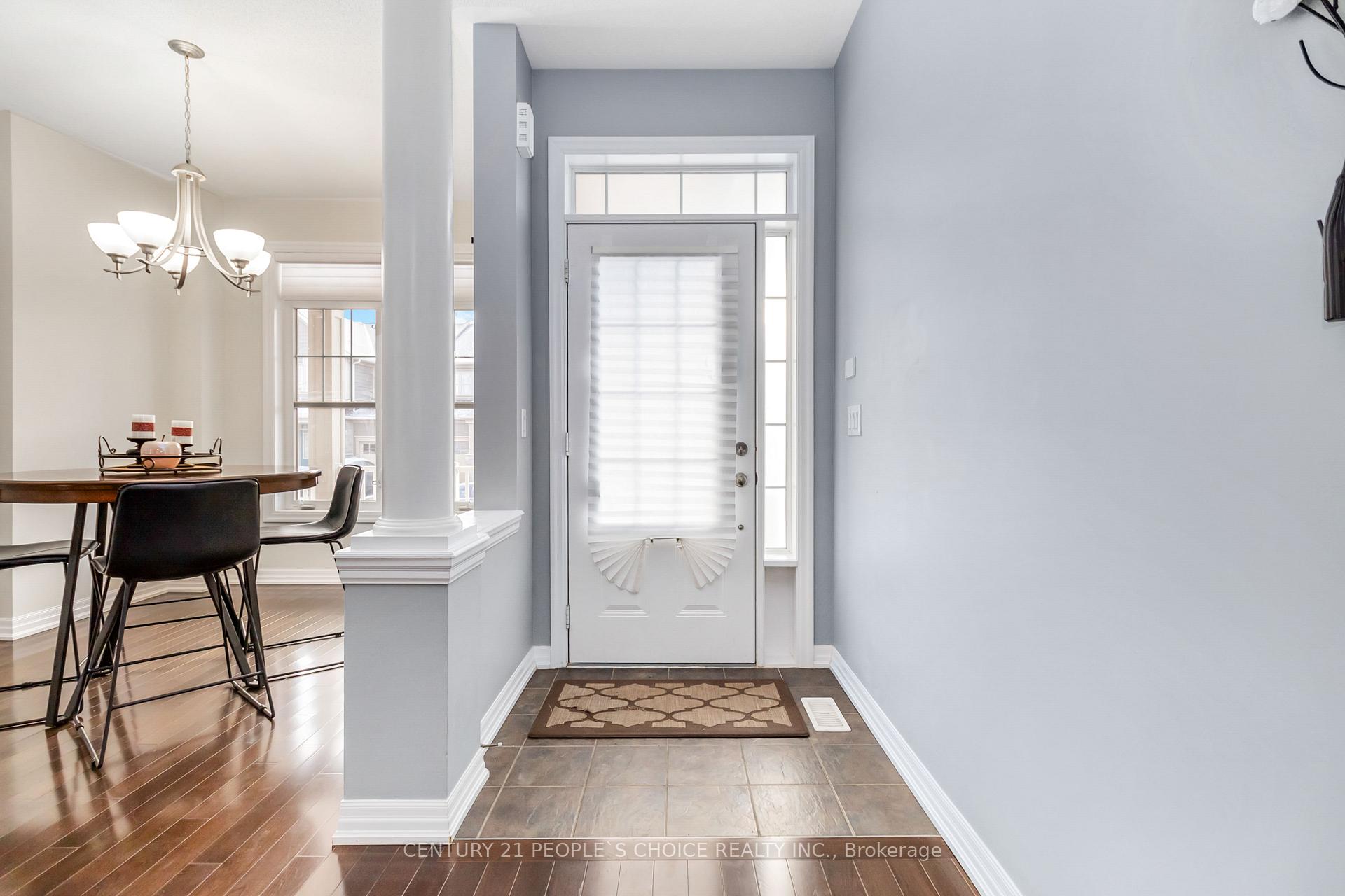 Photo 3 of 114 Aird Court, Milton, Scott — HOMEH