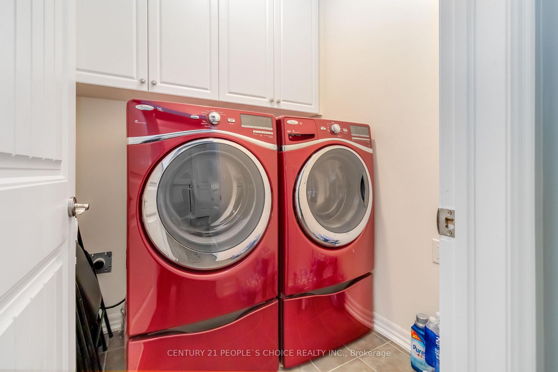 Photo 7 of 114 Aird Court, Milton, Scott — HOMEH