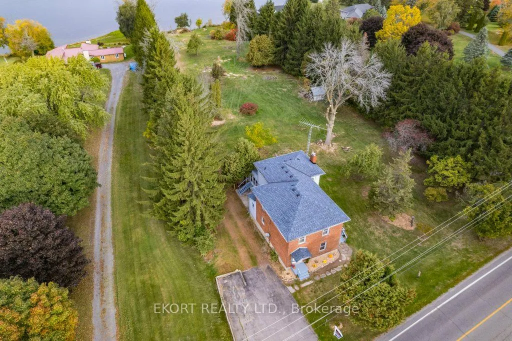 Photo 3 of 2422 County Rd 3, Prince Edward County, Ameliasburg Ward — HOMEH