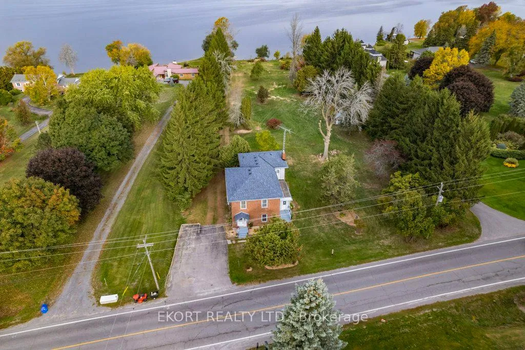 Photo 4 of 2422 County Rd 3, Prince Edward County, Ameliasburg Ward — HOMEH