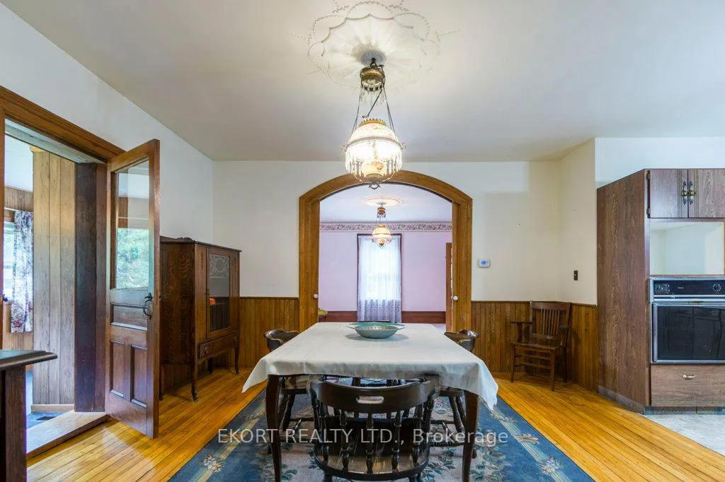 Photo 21 of 2422 County Rd 3, Prince Edward County, Ameliasburg Ward — HOMEH