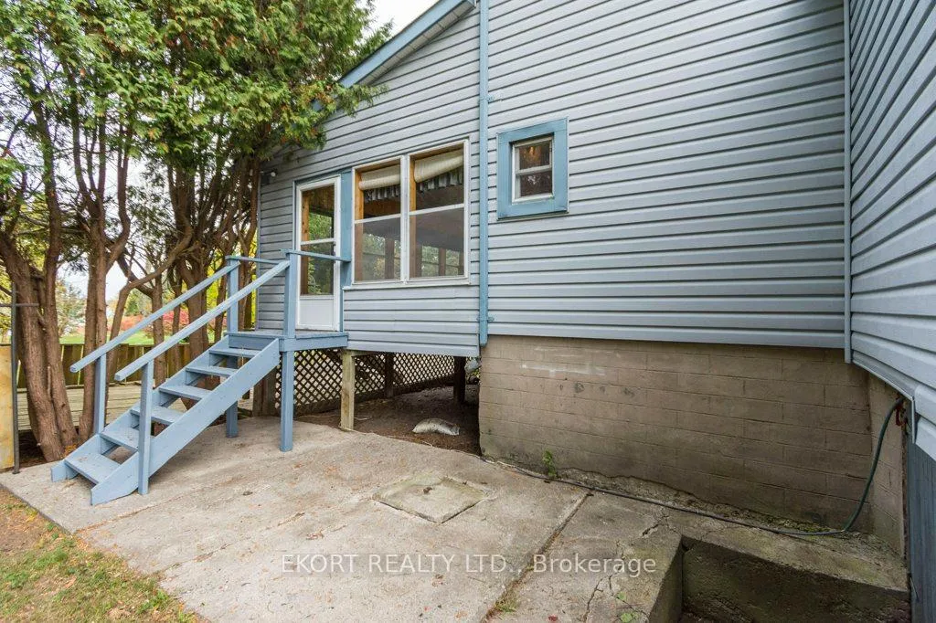 Photo 39 of 2422 County Rd 3, Prince Edward County, Ameliasburg Ward — HOMEH