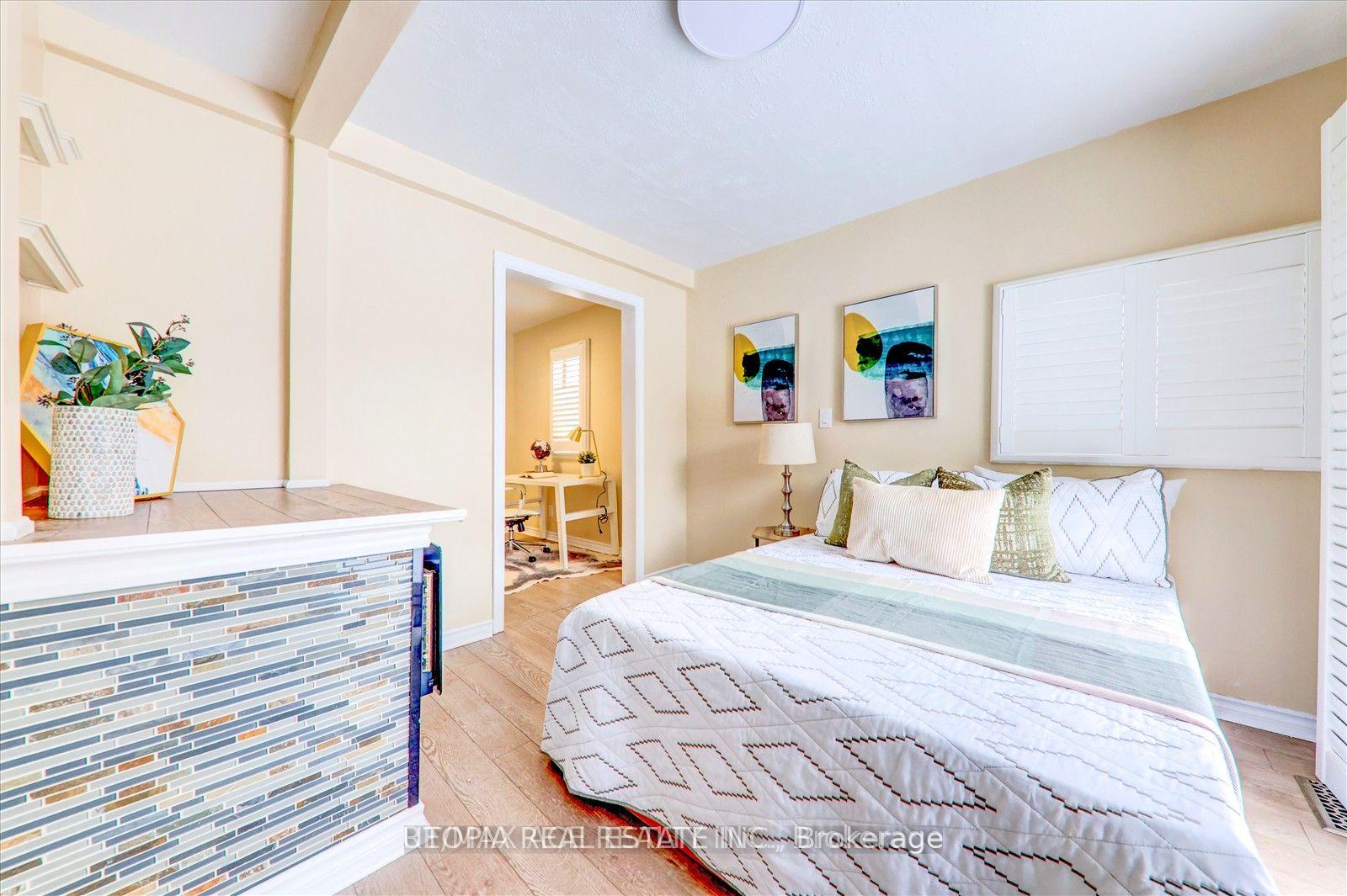 Photo 15 of 740 Hillview Crescent, Pickering, West Shore — HOMEH