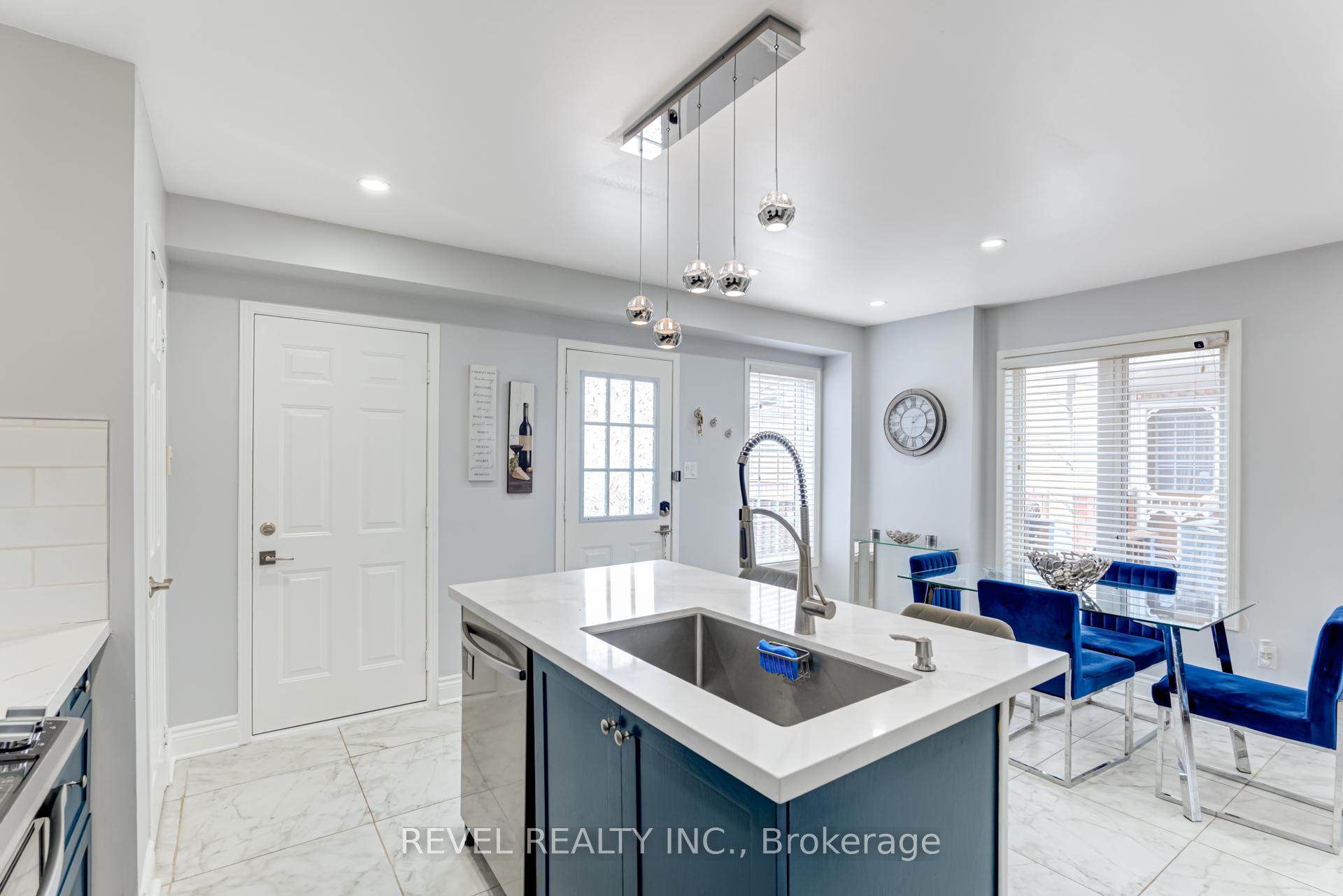 Photo 13 of 1080 Davis Lane, Milton, Dempsey — HOMEH