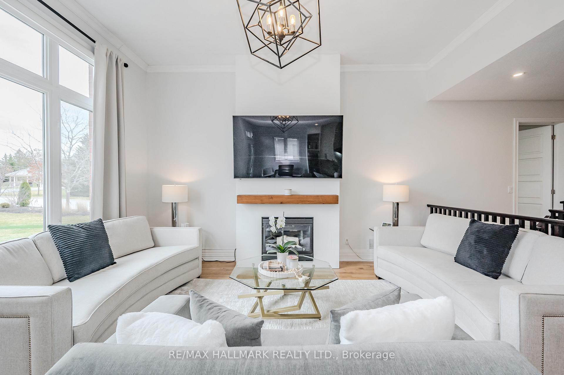 Photo 10 of 33 Aberfoyle Mill Crescent, Puslinch, Aberfoyle — HOMEH
