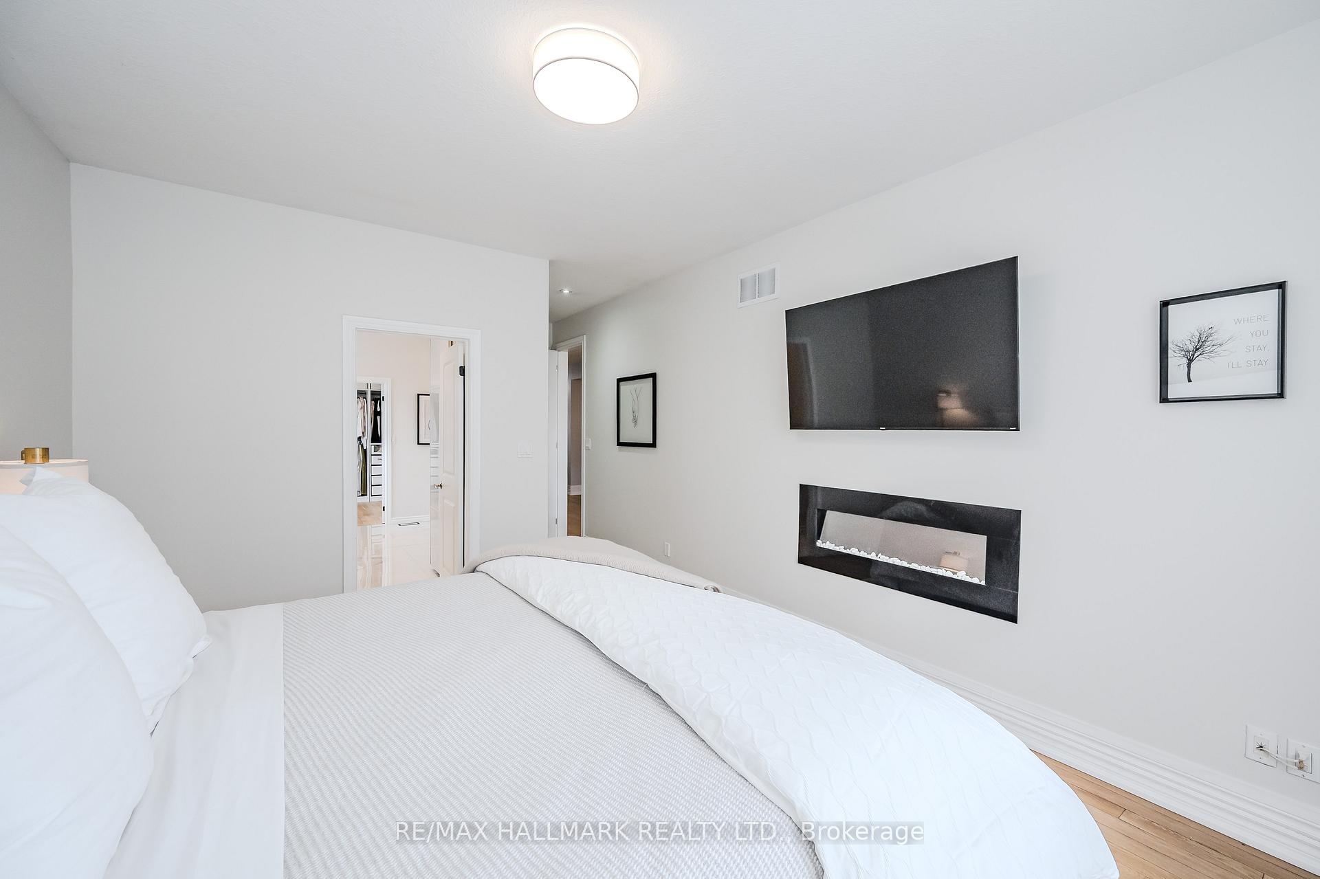 Photo 21 of 33 Aberfoyle Mill Crescent, Puslinch, Aberfoyle — HOMEH
