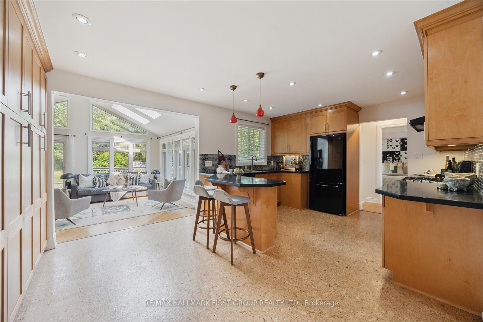 Photo 6 of 1919 Glenview Road, Pickering, Liverpool — HOMEH