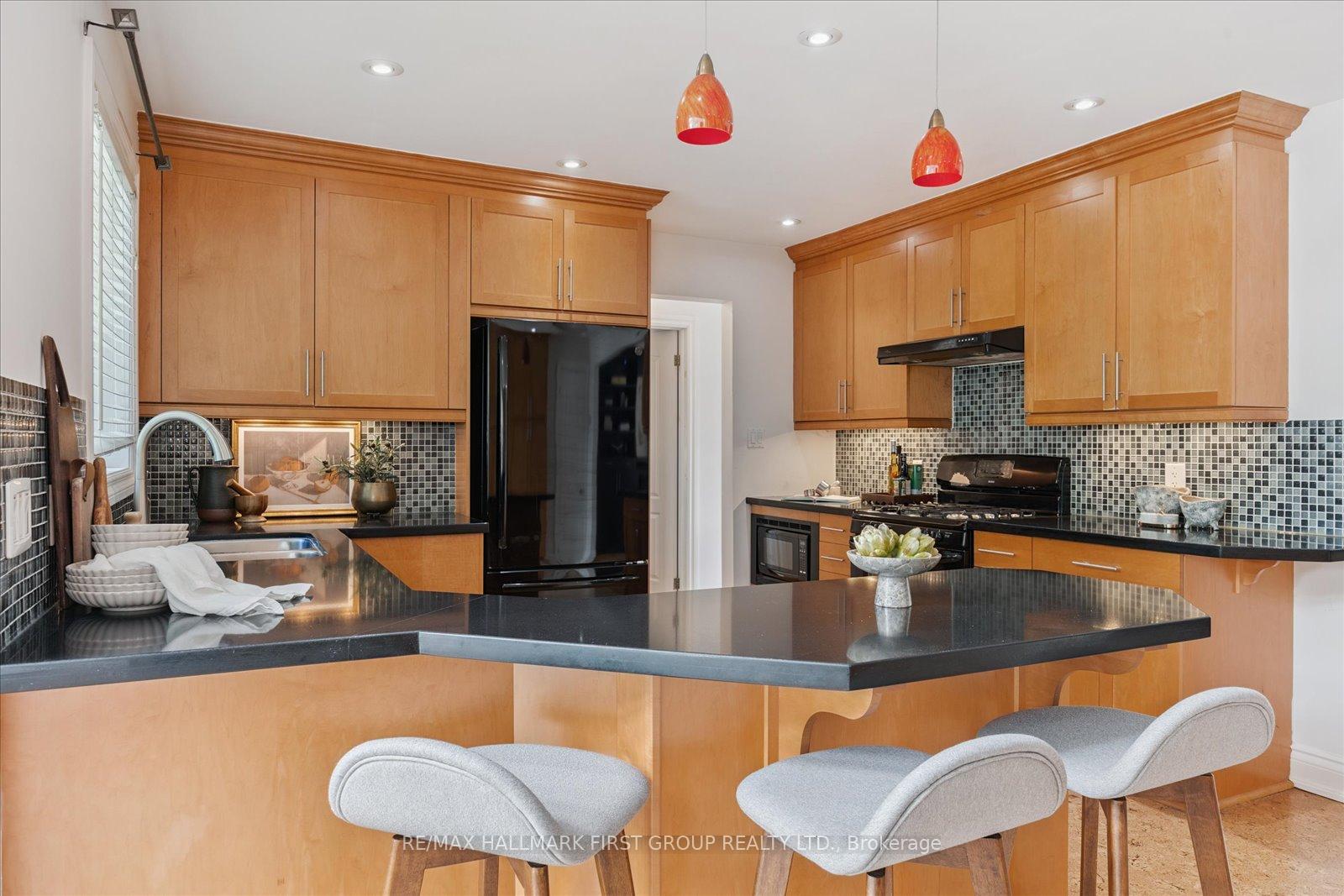 Photo 7 of 1919 Glenview Road, Pickering, Liverpool — HOMEH