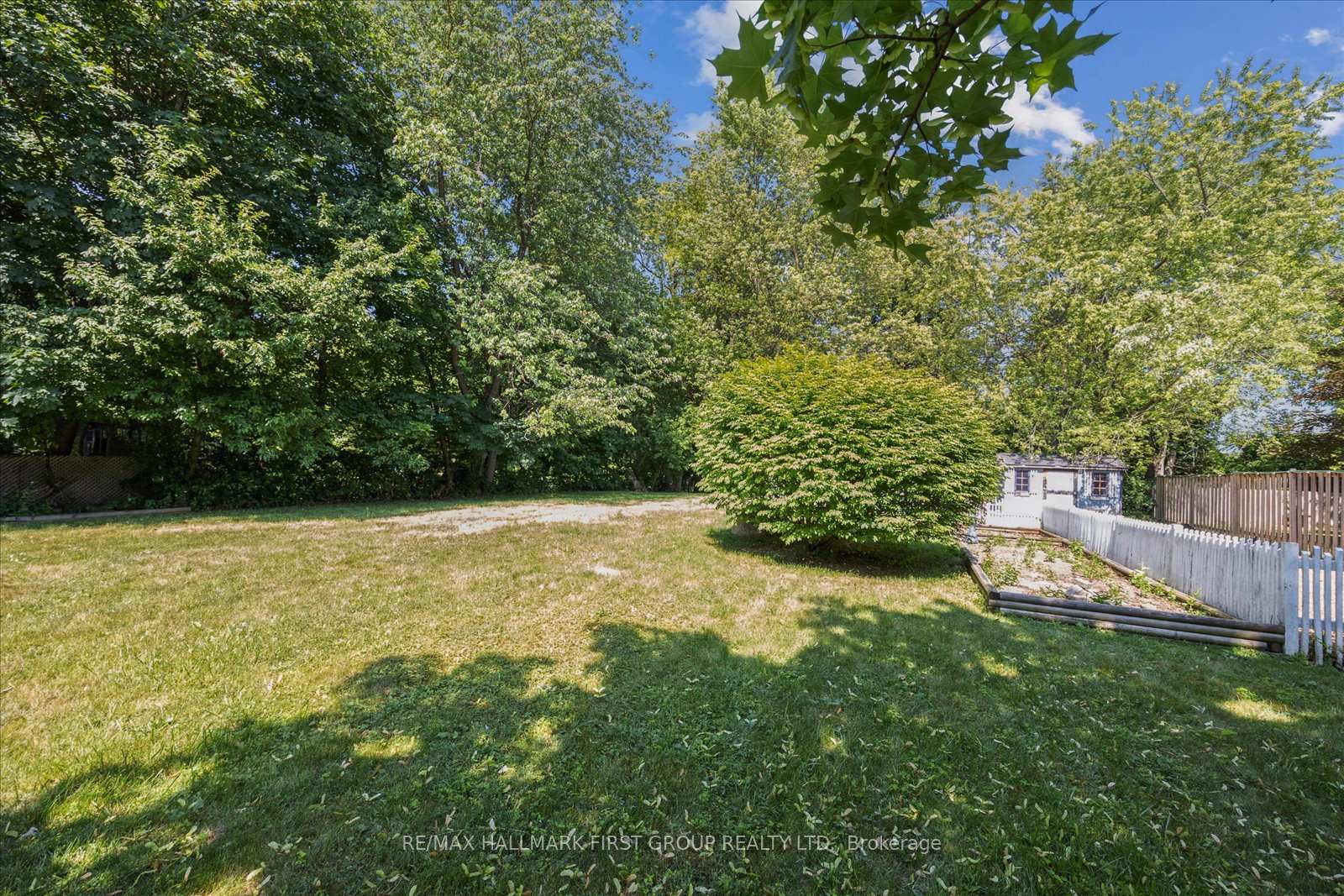 Photo 26 of 1919 Glenview Road, Pickering, Liverpool — HOMEH
