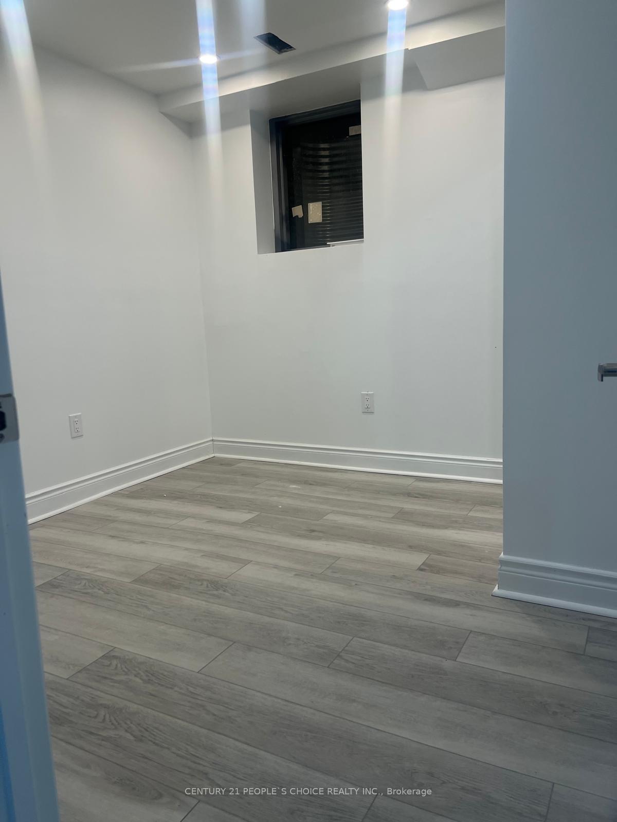 Photo 7 of Unit Bsmt, 1245 Rose Way, Milton, Cobban — HOMEH