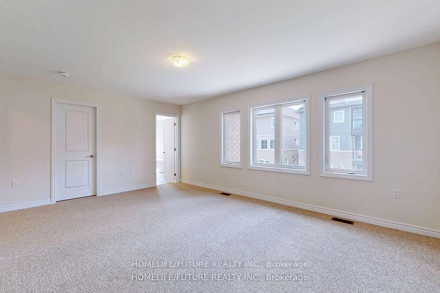 Photo 18 of 107 York Drive, Peterborough, Monaghan Ward 2 — HOMEH