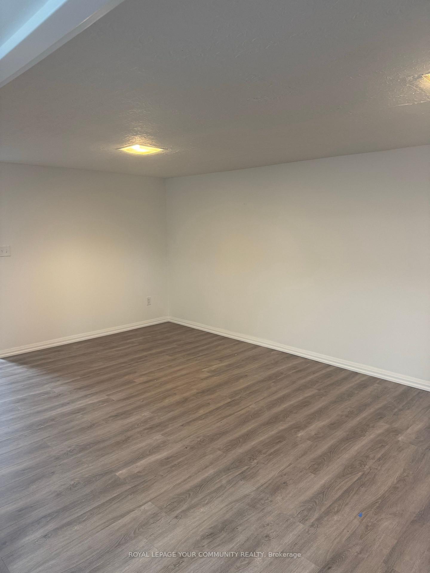 Photo 11 of 719 Kingfisher Drive N, Pickering, Bay Ridges — HOMEH