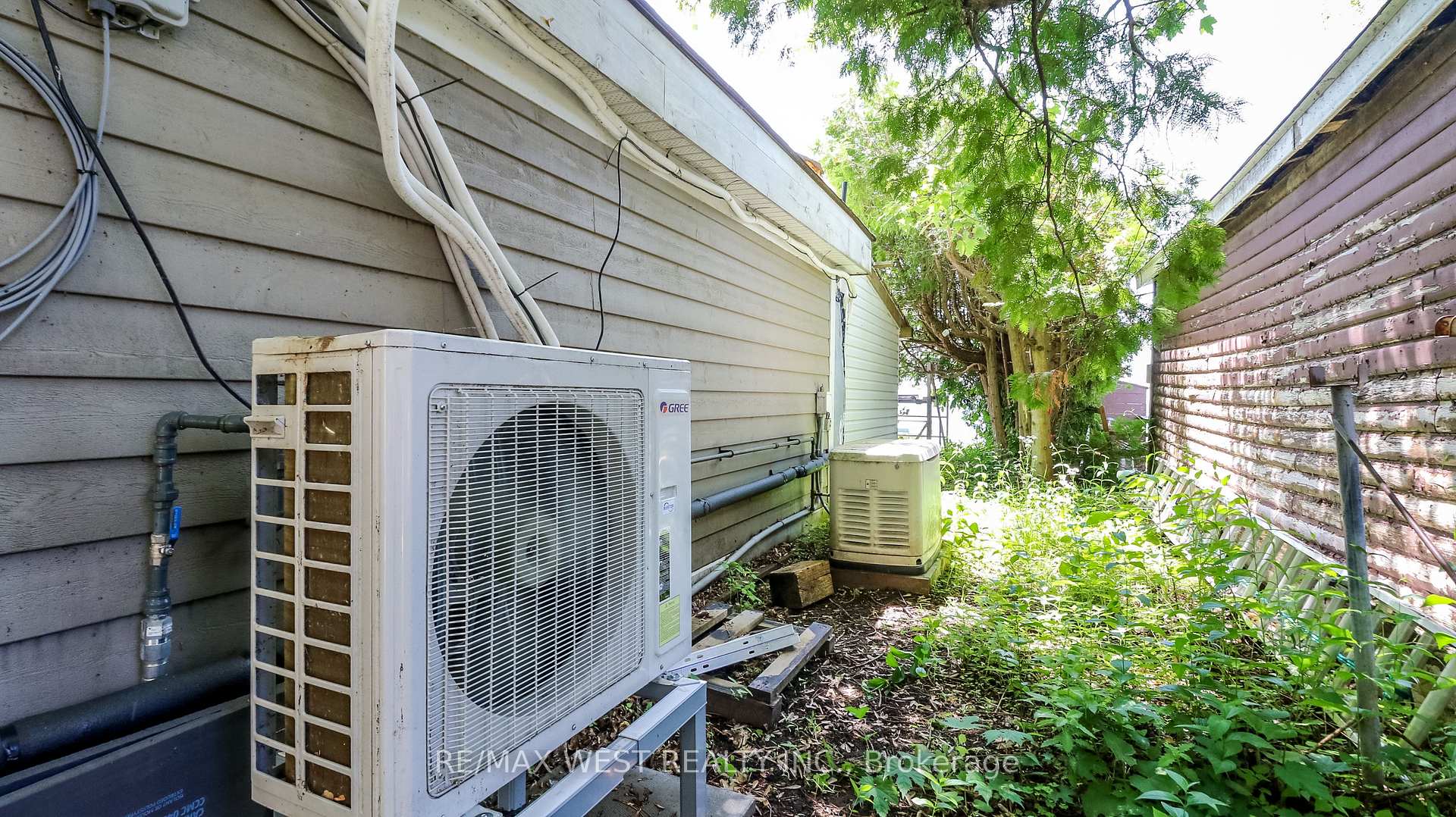 Photo 14 of 3756 Glenrest Drive, Ramara, Rural Ramara — HOMEH