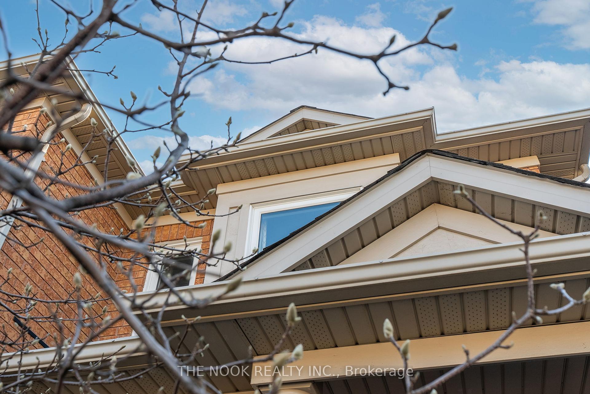 Photo 3 of 239 Hadley Woods Terrace, Milton, Dempsey — HOMEH