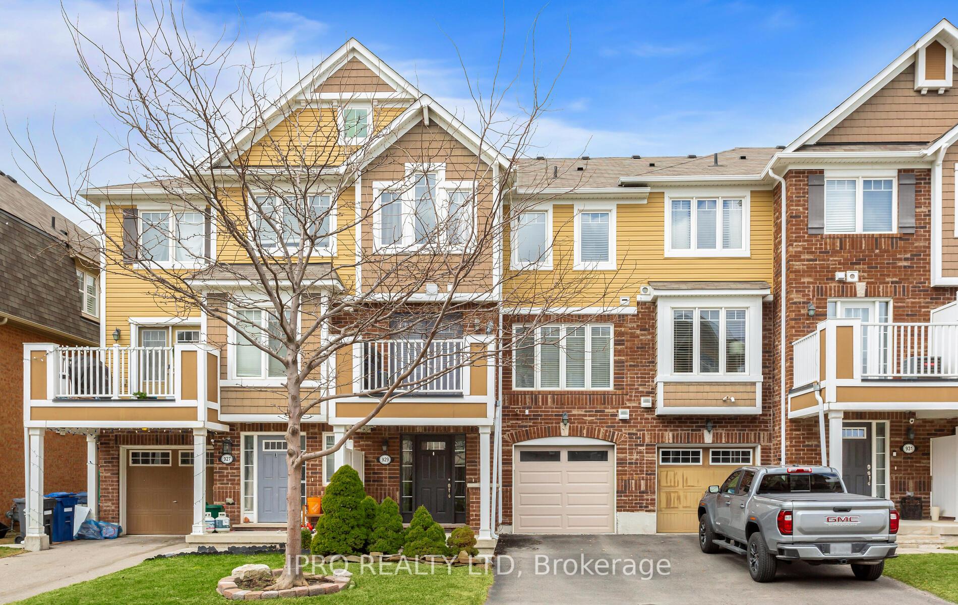 Photo 1 of 929 Nadalin Heights, Milton, Willmott — HOMEH