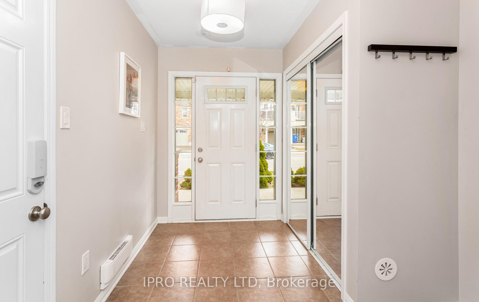 Photo 5 of 929 Nadalin Heights, Milton, Willmott — HOMEH