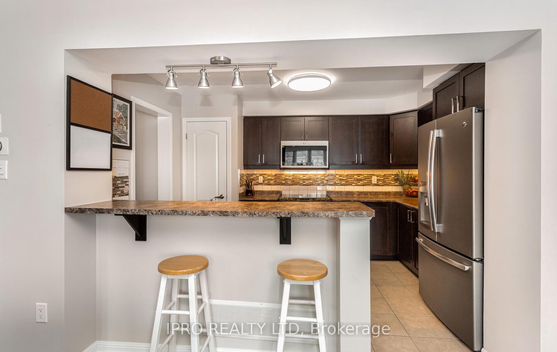 Photo 17 of 929 Nadalin Heights, Milton, Willmott — HOMEH