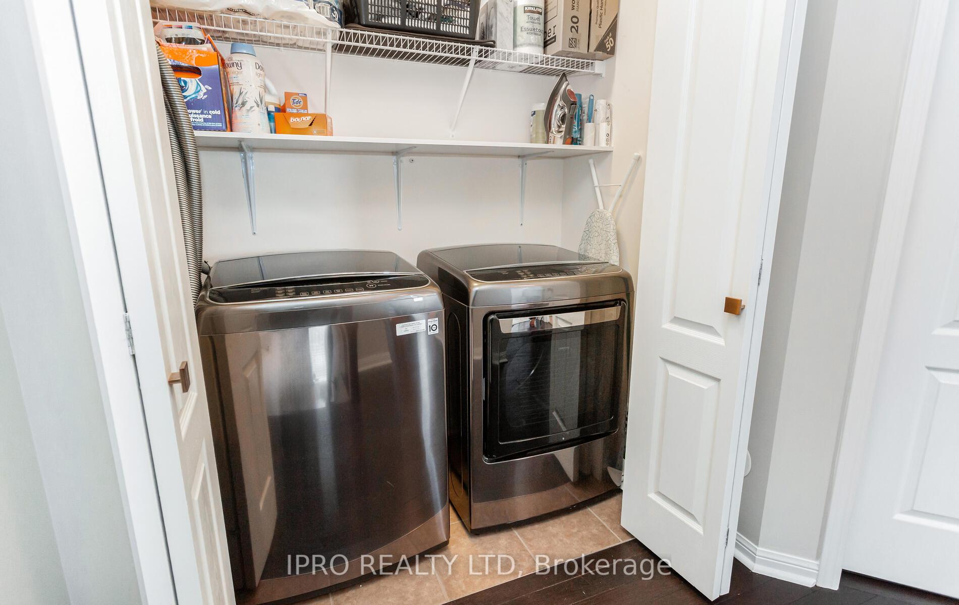 Photo 35 of 929 Nadalin Heights, Milton, Willmott — HOMEH