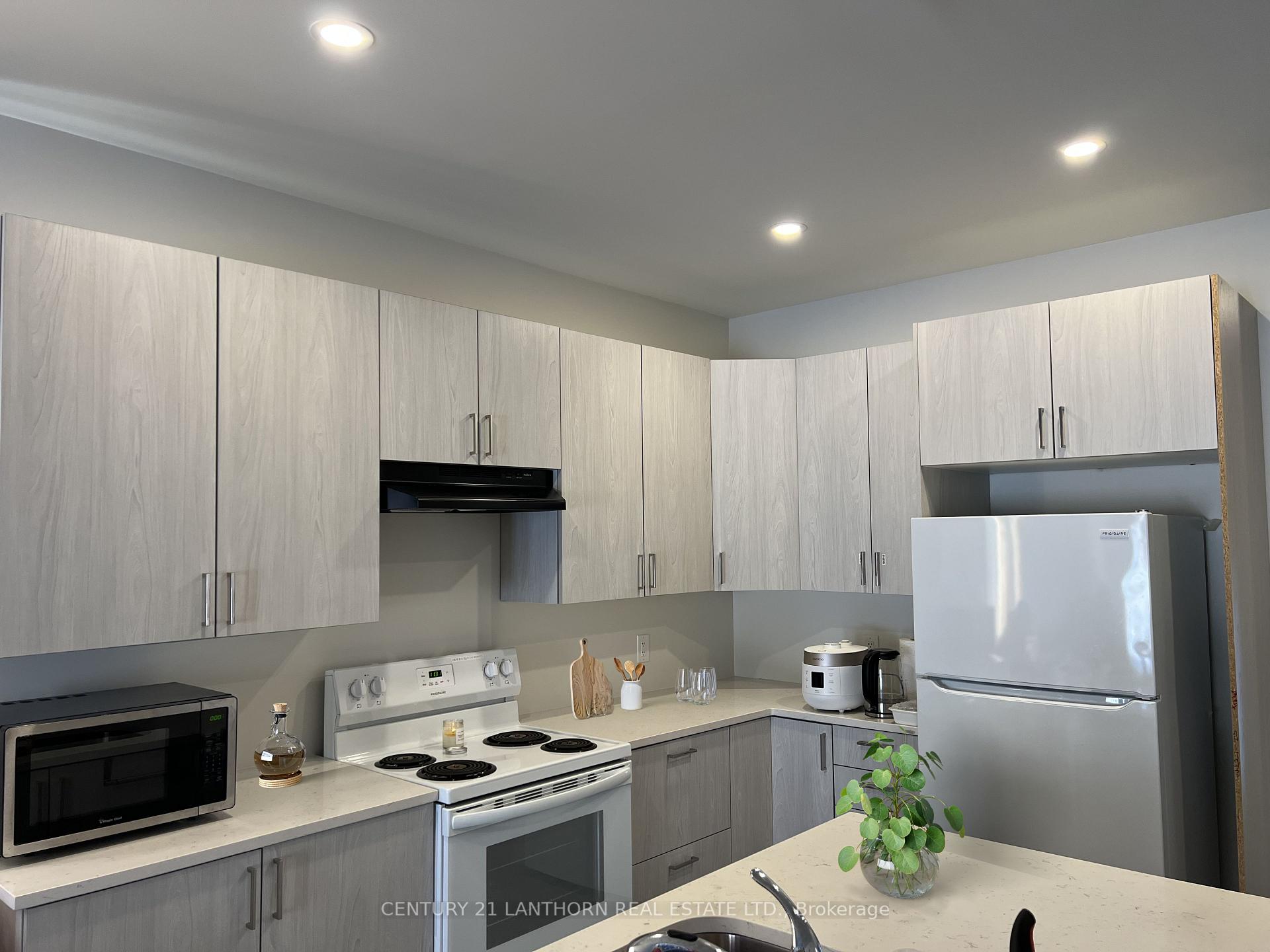Photo 7 of 64 Markland Avenue, Prince Edward County, Picton Ward — HOMEH
