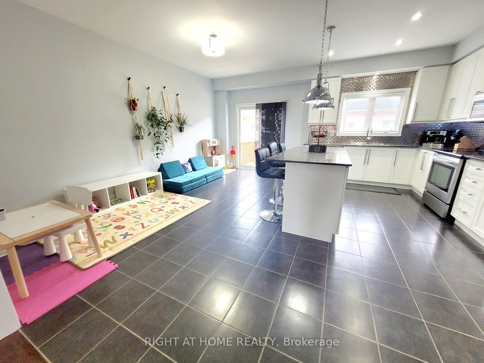 Photo 13 of 1575 Bruny Avenue, Pickering, Duffin Heights — HOMEH