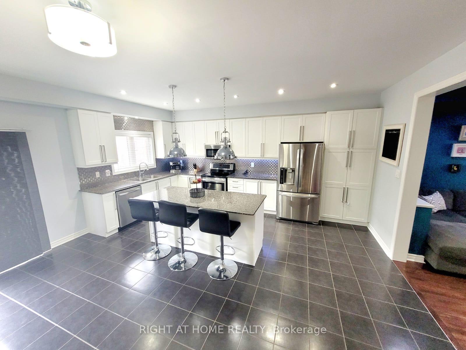 Photo 14 of 1575 Bruny Avenue, Pickering, Duffin Heights — HOMEH