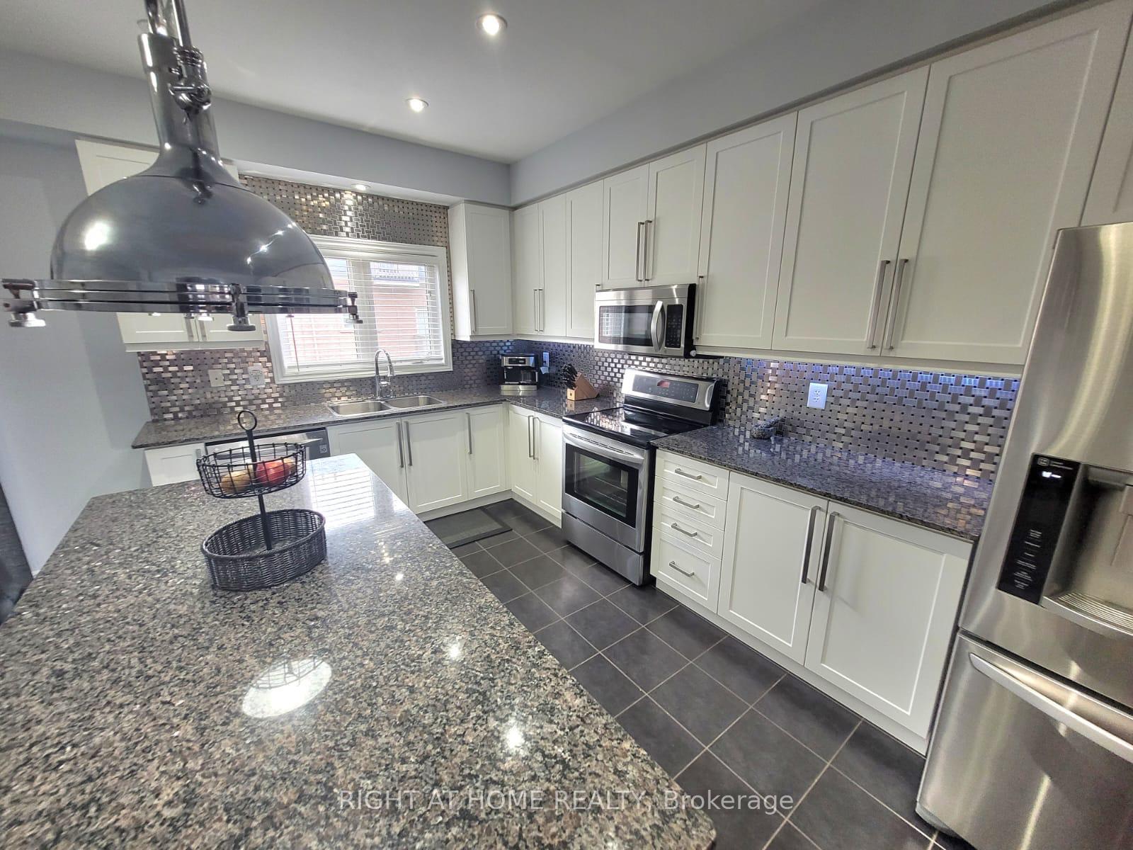 Photo 16 of 1575 Bruny Avenue, Pickering, Duffin Heights — HOMEH