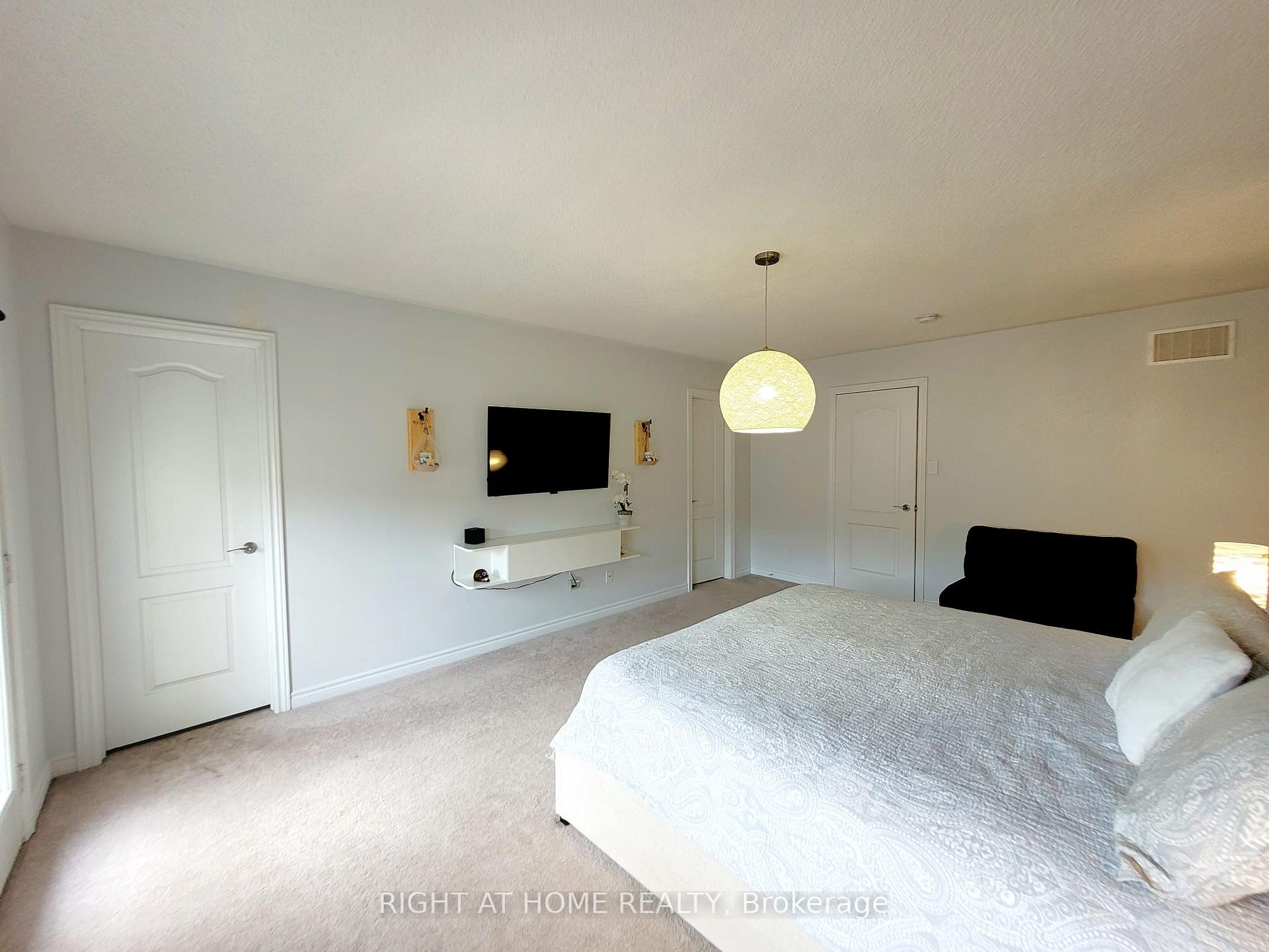 Photo 23 of 1575 Bruny Avenue, Pickering, Duffin Heights — HOMEH