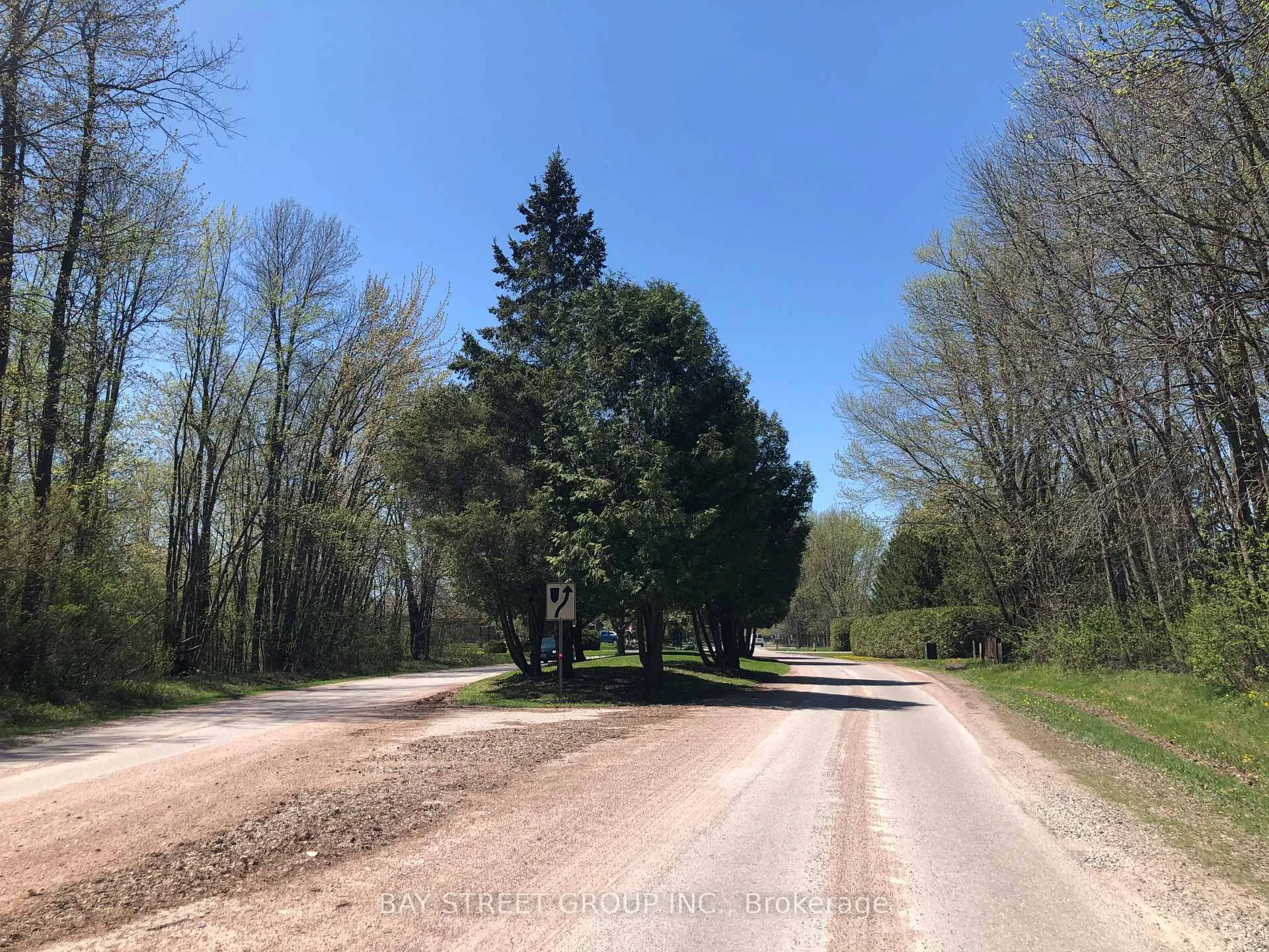 Photo 8 of 172 Bayshore Drive, Ramara, Brechin — HOMEH