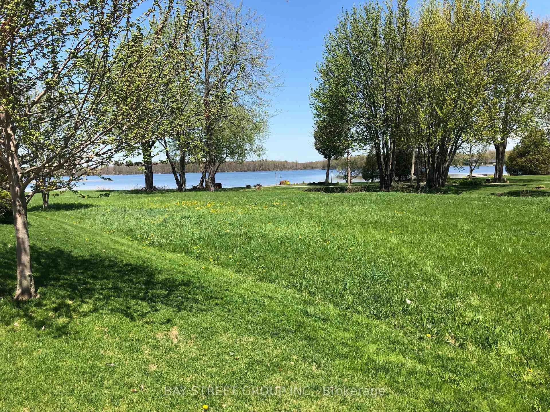 Photo 30 of 172 Bayshore Drive, Ramara, Brechin — HOMEH