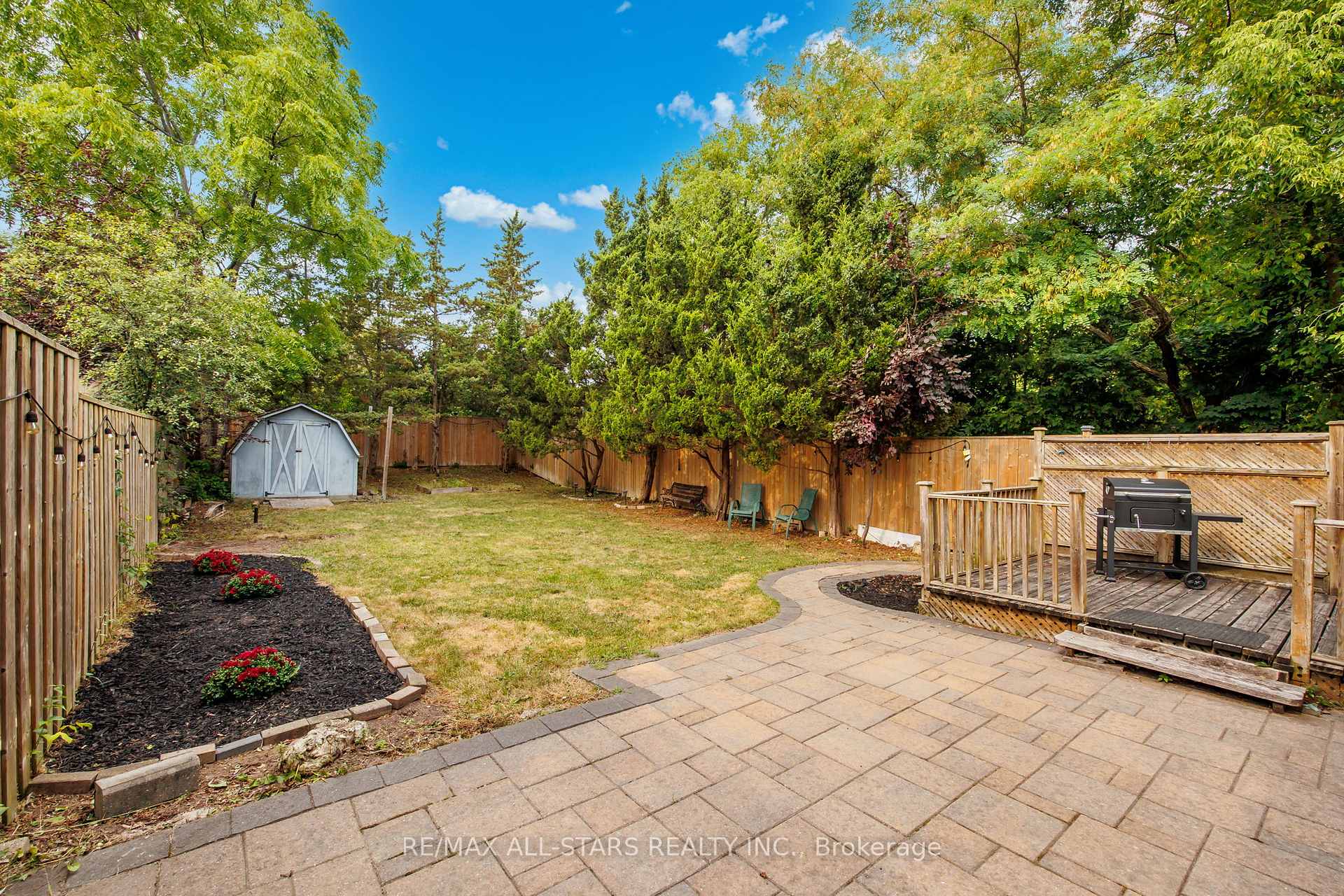 Photo 39 of 1247 Canborough Crescent, Pickering, Liverpool — HOMEH