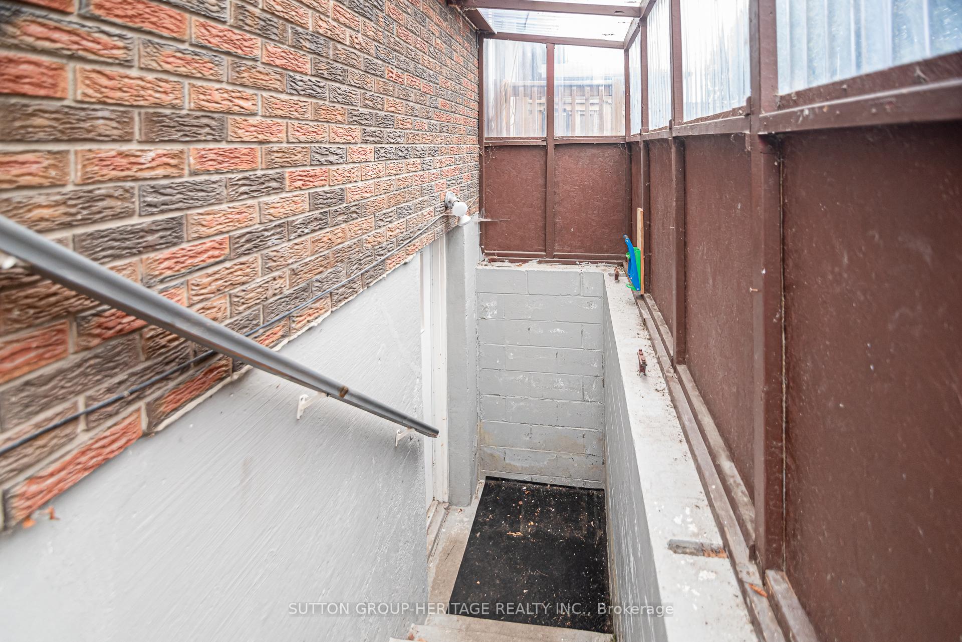 Photo 7 of Unit BSMT, 1002 Denise Drive, Oshawa, Donevan — HOMEH