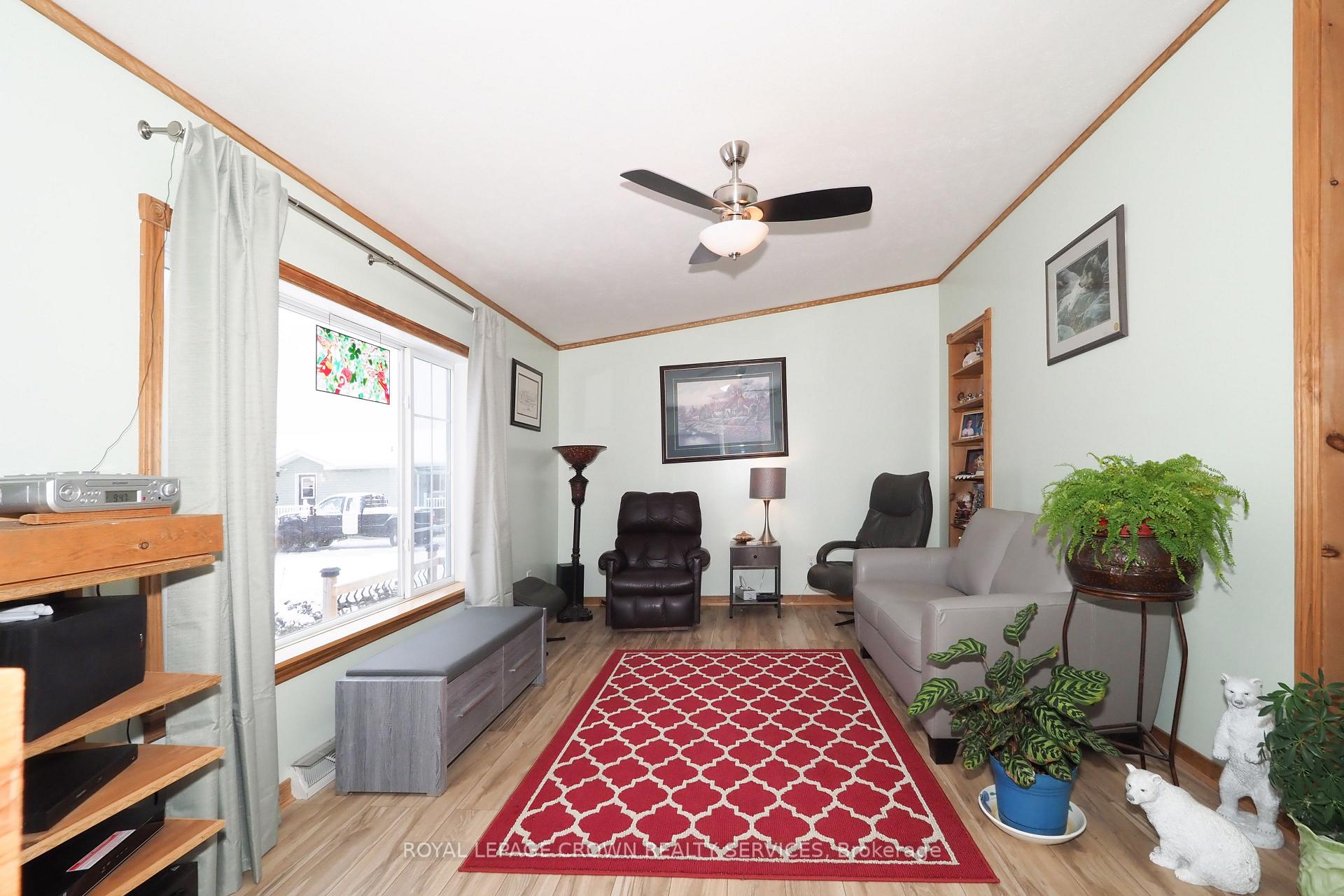 Photo 7 of 21 Elm Street, Puslinch, Rural Puslinch East — HOMEH