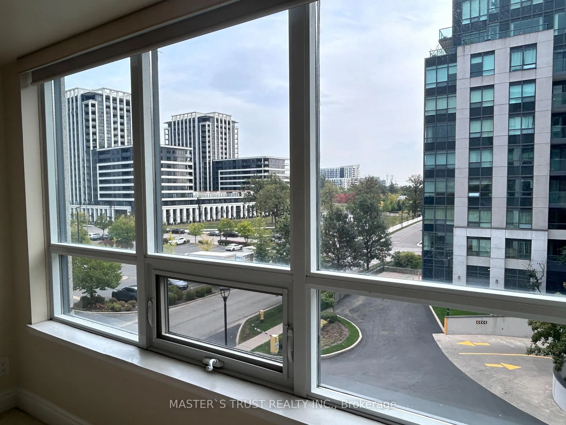 Photo 12 of Unit 516, 32 Clegg Road, Markham, Unionville — HOMEH