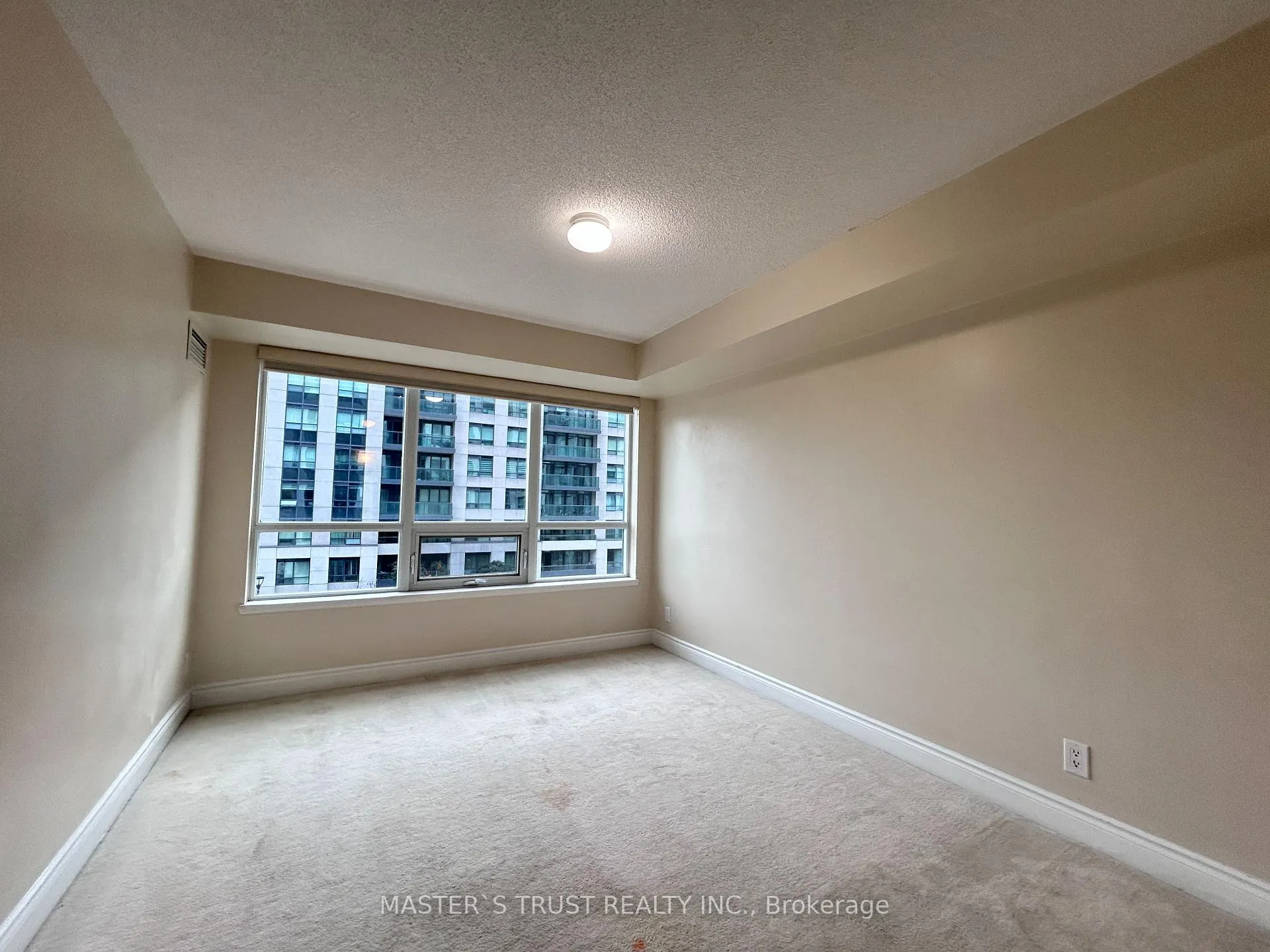 Photo 13 of Unit 516, 32 Clegg Road, Markham, Unionville — HOMEH