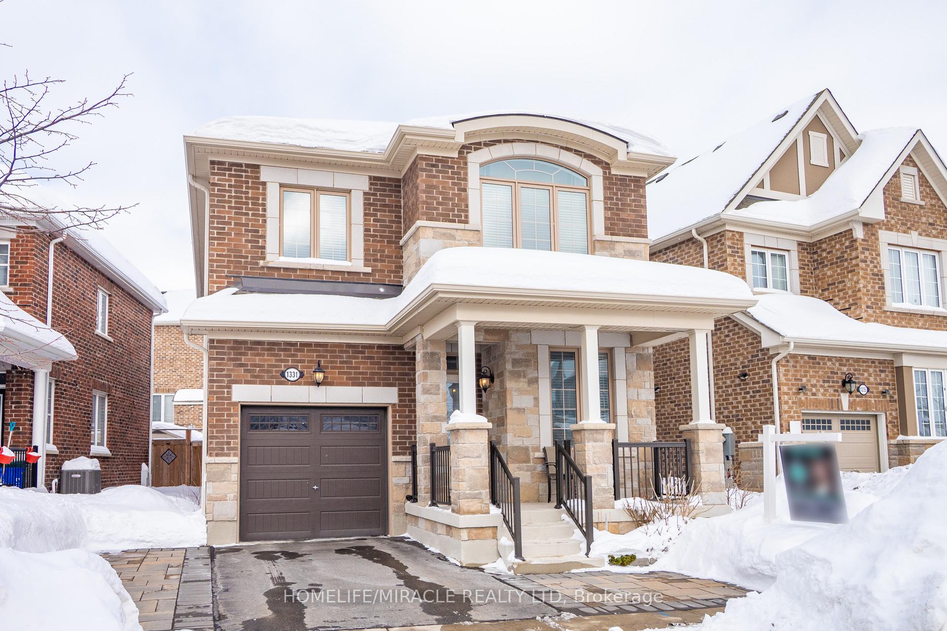 Photo 3 of 1331 Rose Way, Milton, Cobban — HOMEH