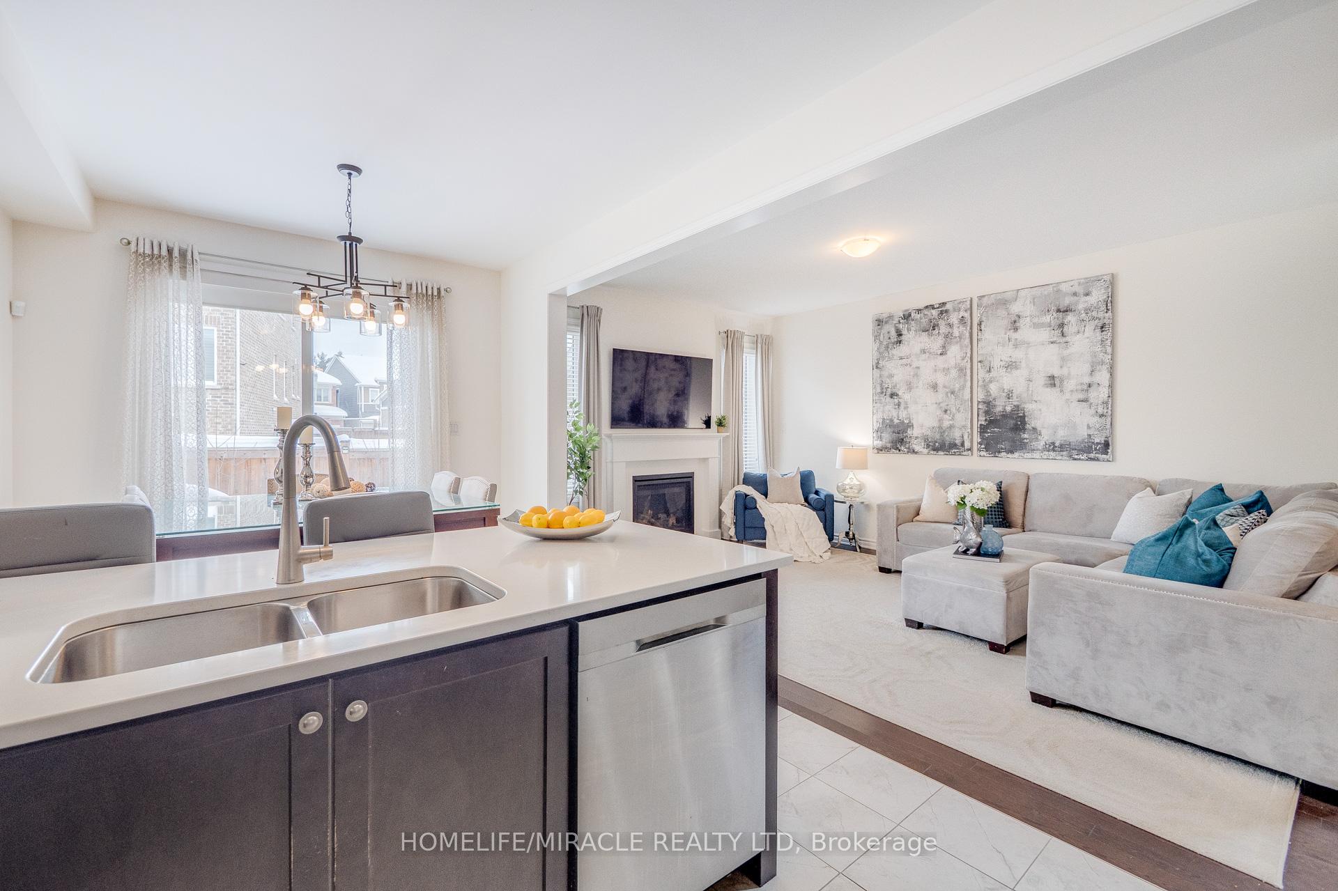 Photo 21 of 1331 Rose Way, Milton, Cobban — HOMEH