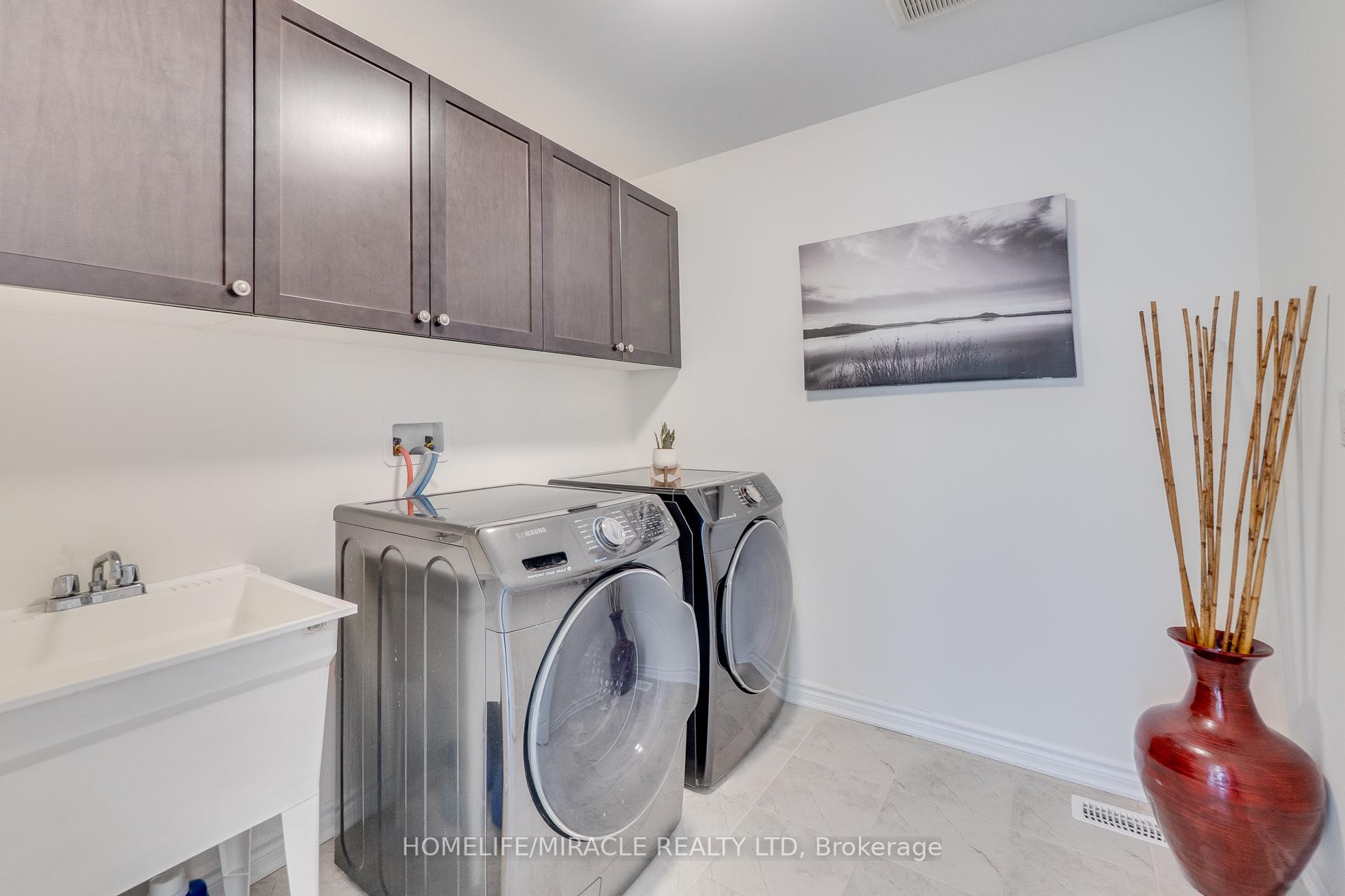 Photo 39 of 1331 Rose Way, Milton, Cobban — HOMEH