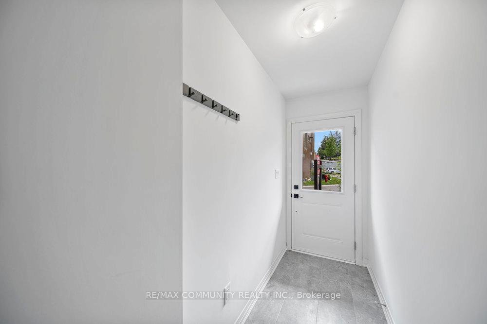 Photo 4 of 1672 Pleasure Valley Path N, Oshawa, Samac — HOMEH