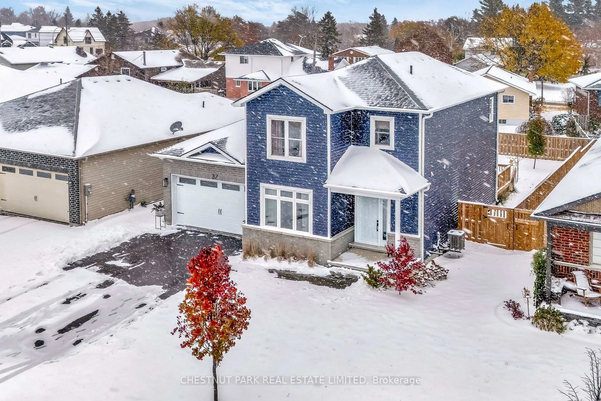 Photo 9 of 37 Allen Street, Prince Edward County, Picton Ward — HOMEH