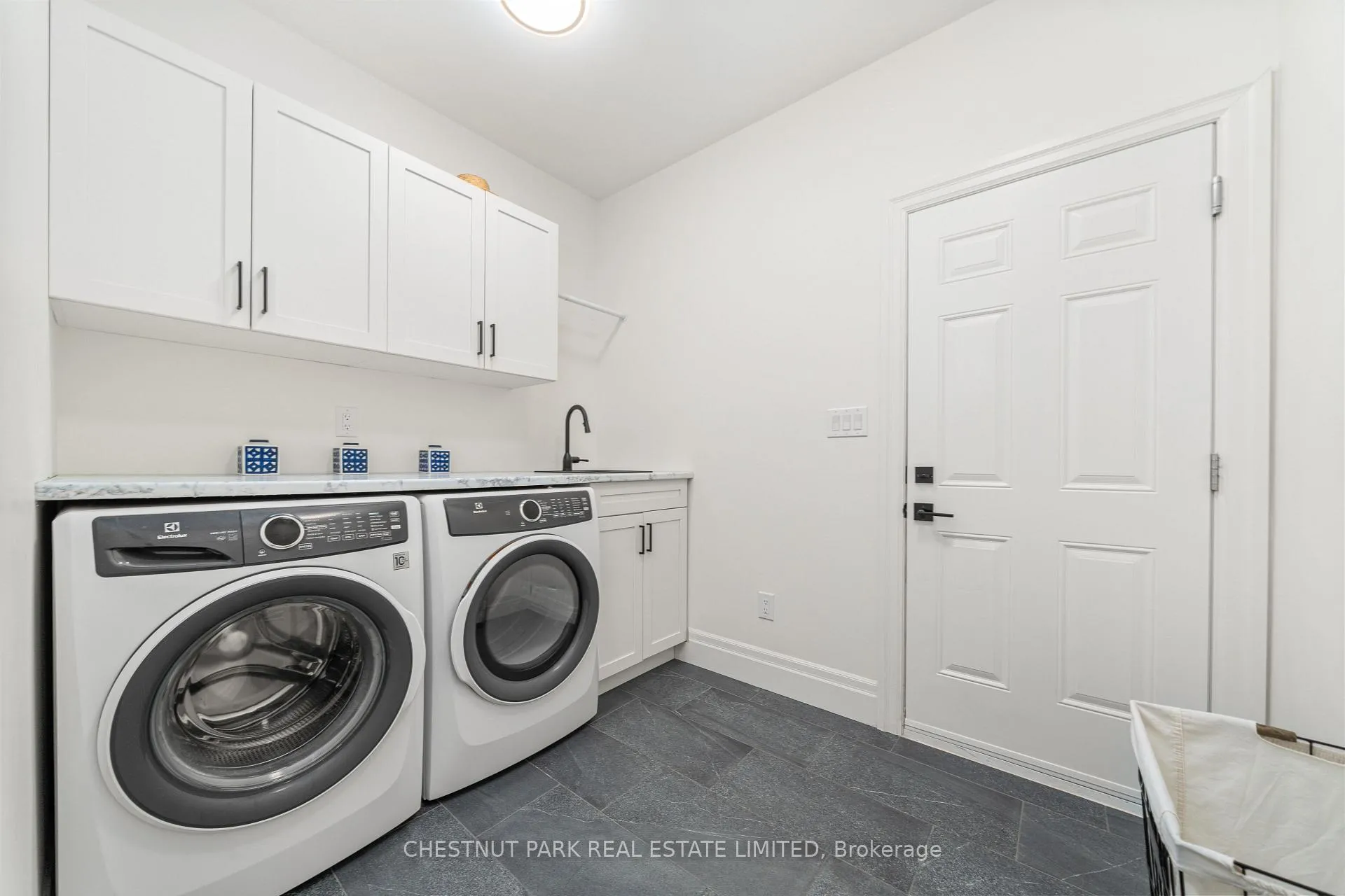 Photo 14 of 37 Allen Street, Prince Edward County, Picton Ward — HOMEH