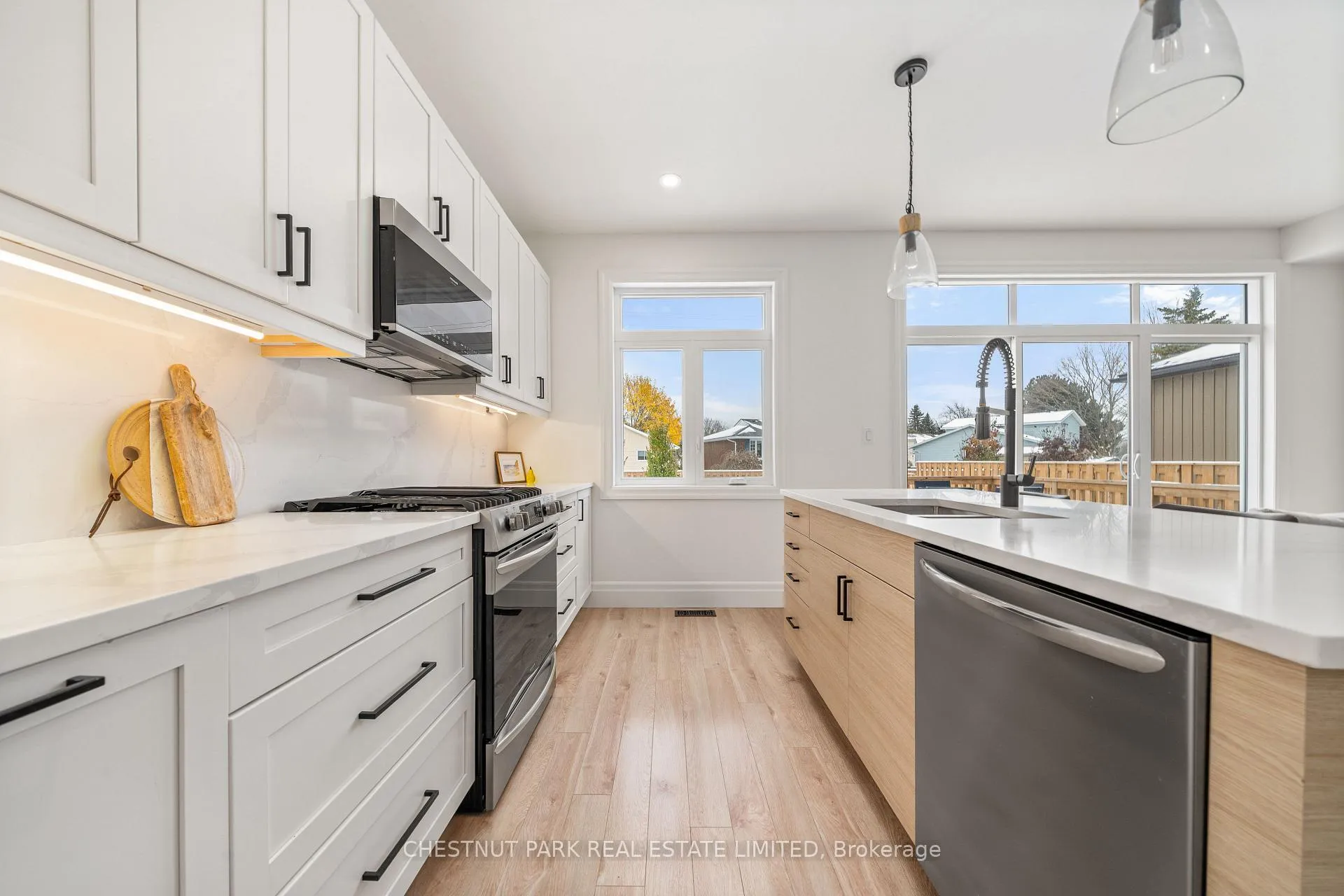 Photo 20 of 37 Allen Street, Prince Edward County, Picton Ward — HOMEH